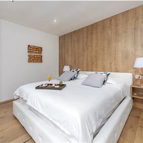 Luxury 5 Bedroom Beachfront Villa near Dubrovnik, Sleeps 11-12